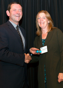 Pamela Highbaugh Aloni with UVic President Jamie Cassels.